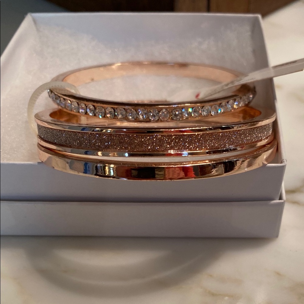 Ladies bracelet